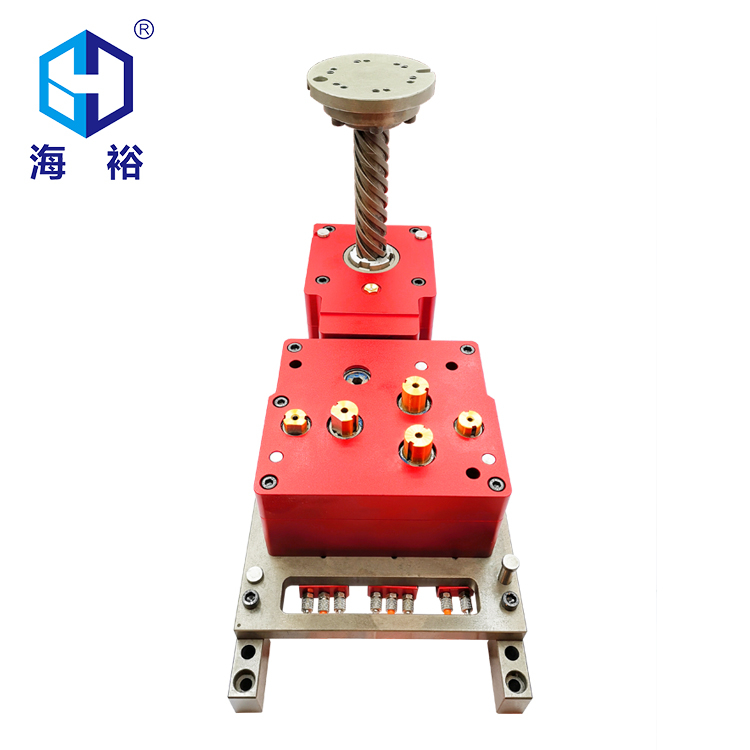 五孔模內攻牙機