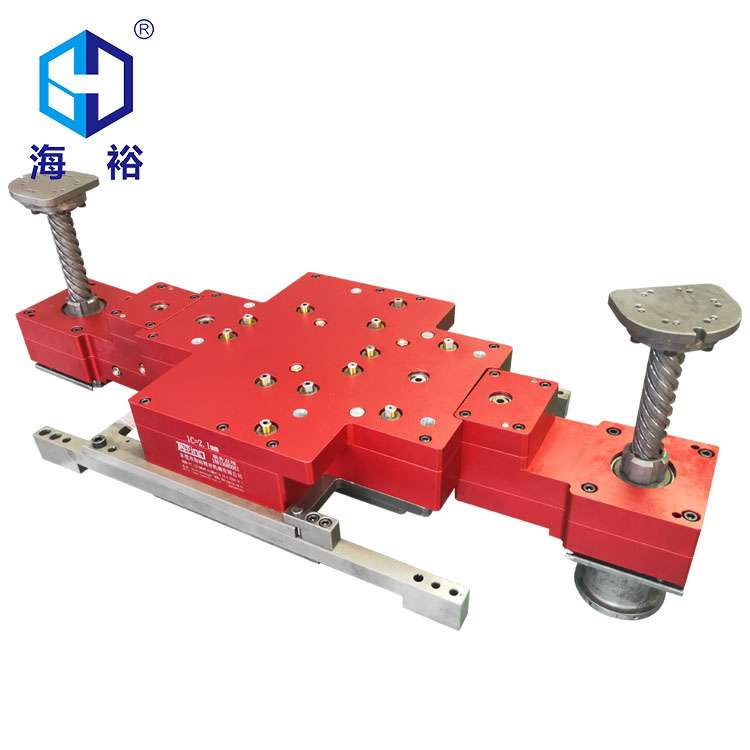 十二孔模內攻牙機