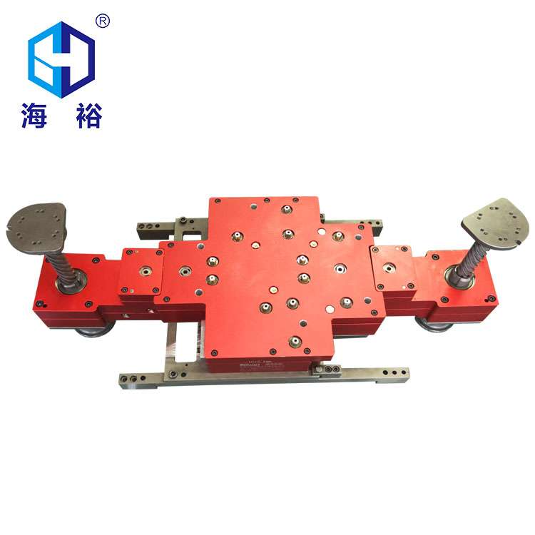 十二孔模內攻牙機